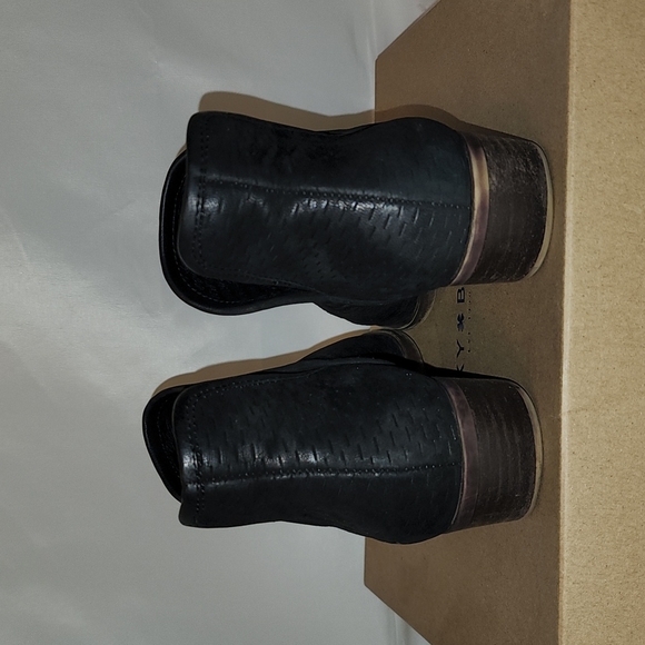 Lucky Brand Barcelo 7.5M - Picture 4 of 6